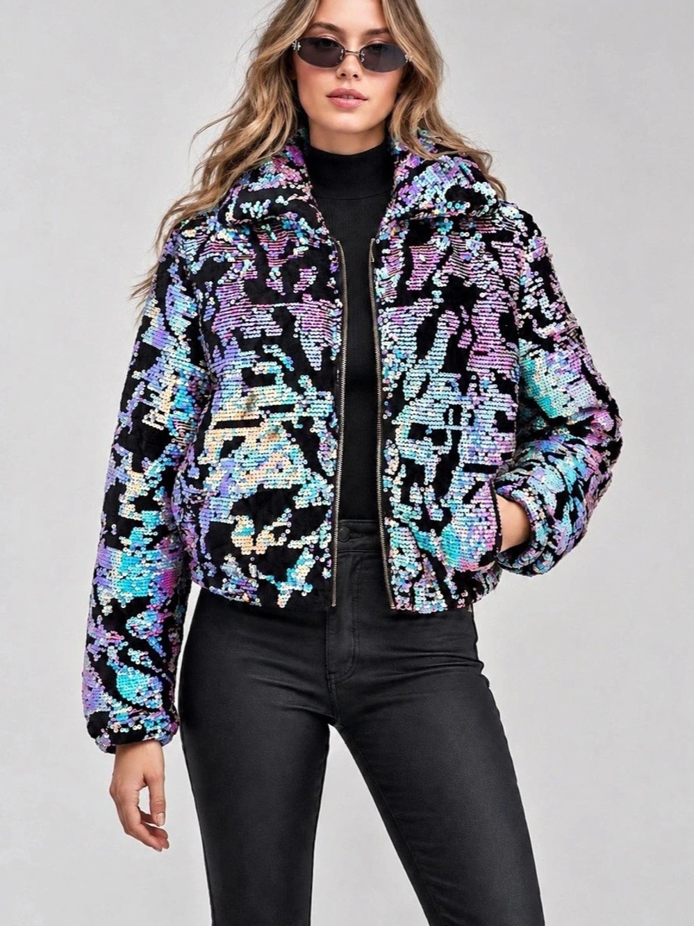 AKIRA Sequin Bomber Puffer Holiday Party Jacket
Size XL